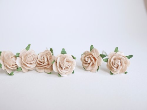 makemefrompaper Paper Flower, centerpiece, DIY small 50 pieces rose size 2.0 cm., brown color