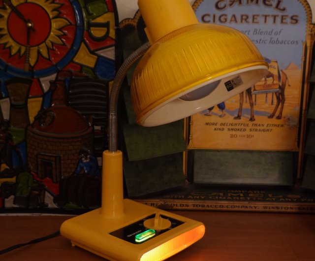 SHARP LS-921 シャープ 卓上ライト デスクライト 点灯OK 昭和レトロ 当時物 動作/状態説明あり＊現状品【福岡】 Yahoo!オークション - 昭和レトロSHARPシャープ 卓上スタンドラン