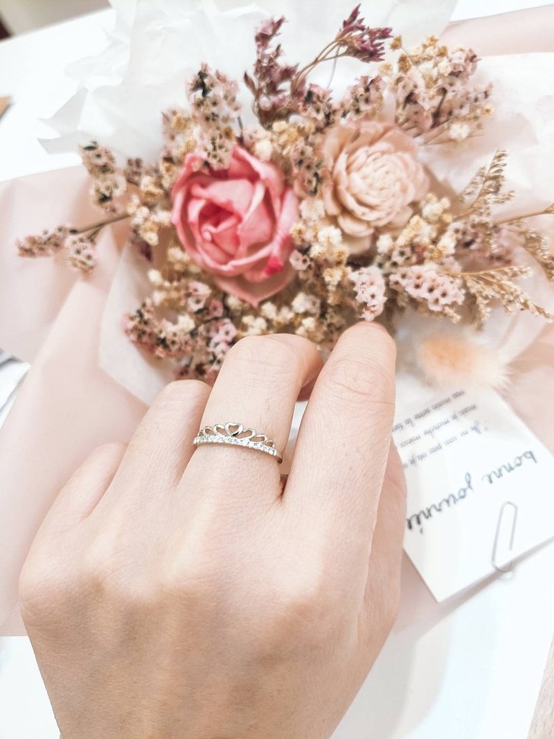 【ドルシー ジュエリー】crown - クラウンシリーズ ダイヤモンドリング - リング・指輪 - 金属 