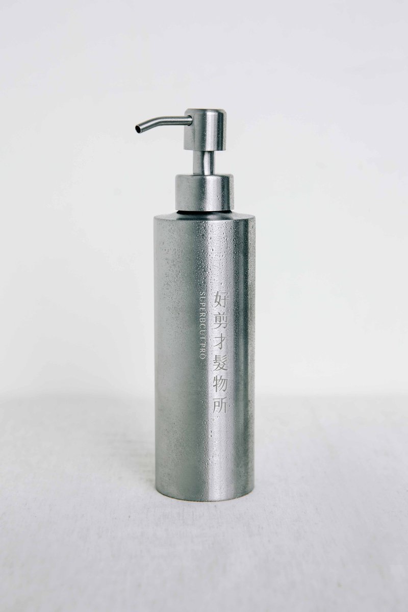 Cylindrical Stainless Steel Bottle - Shampoos - Stainless Steel Gray