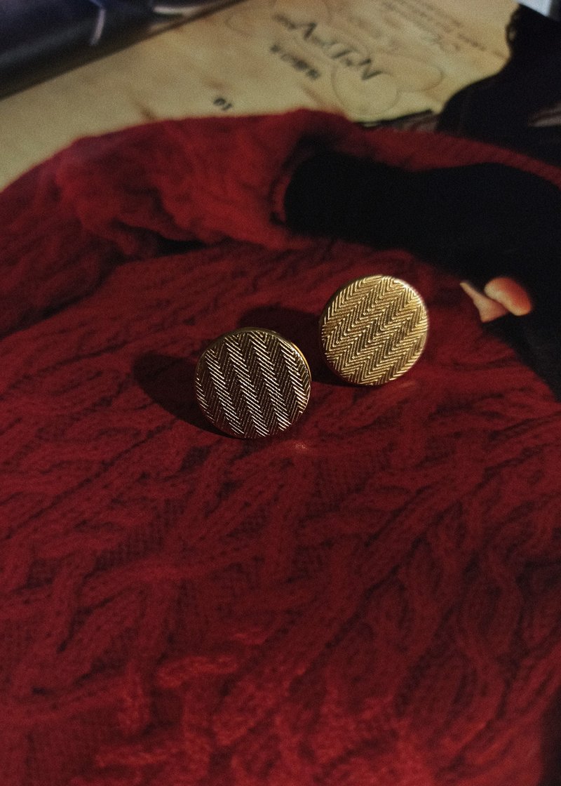 Classic Button Earrings/Texture-Vintage Retro Style - Earrings & Clip-ons - Other Metals Gold