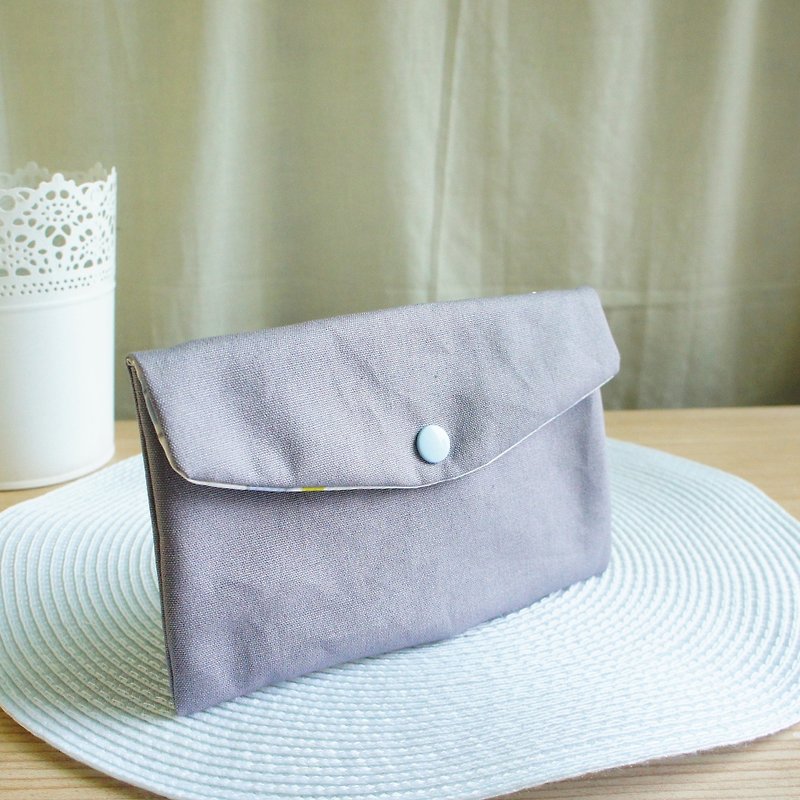 Lovely environmentally friendly washable [gray canvas mask storage bag] lining cloth splash-proof (without mask) E - กล่องเก็บของ - ผ้าฝ้าย/ผ้าลินิน สีเทา