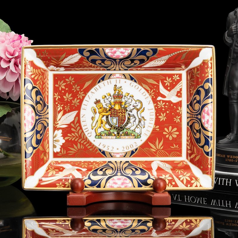 【皇家金禧】Royal Worcester 女王登基2002骨瓷手錶飾品首飾盤 - 居家收納/收納盒/儲物盒 - 瓷 