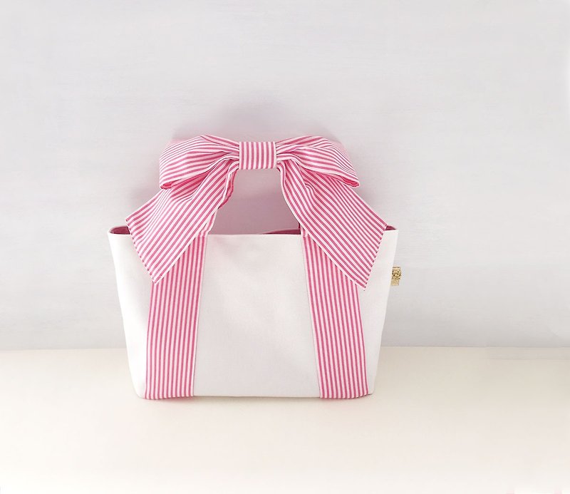 RIBBON TOTE BAG, pink stripe + white | Ribbon Tote / Pink Stripe - กระเป๋าถือ - ผ้าฝ้าย/ผ้าลินิน สึชมพู