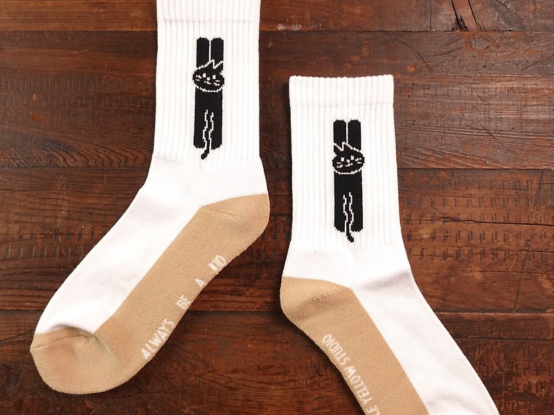 Furry Zoo jacquard mid-calf socks-running cat - Socks - Cotton & Hemp 