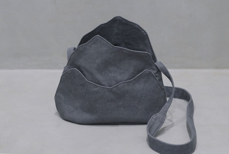 foggy blue Canvas Bag Handcrafted Shoulder Backpack Mountain-shaped Back Bag - กระเป๋าแมสเซนเจอร์ - ผ้าฝ้าย/ผ้าลินิน สีเทา