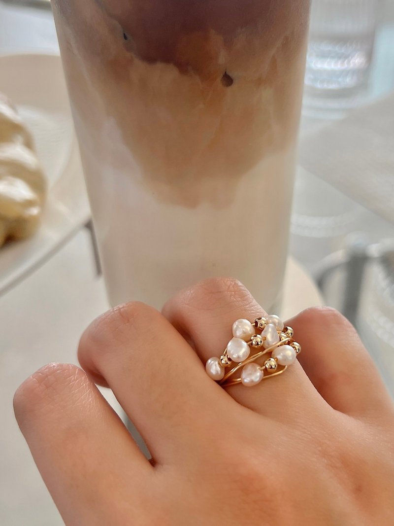 Multi-Layered Romantic Baroque Pearls 14K Handcrafted Ring | Gifts - แหวนทั่วไป - ไข่มุก สีทอง