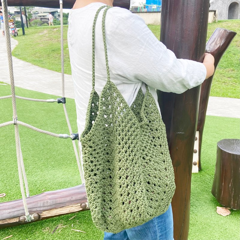 Pure cotton hand-woven bag crochet shoulder bag/side backpack/outline bag/mesh bag/handbag/tote bag green - กระเป๋าแมสเซนเจอร์ - วัสดุอื่นๆ สีเขียว