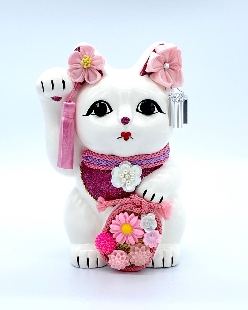 Maikoi lucky cat - Items for Display - Pottery White