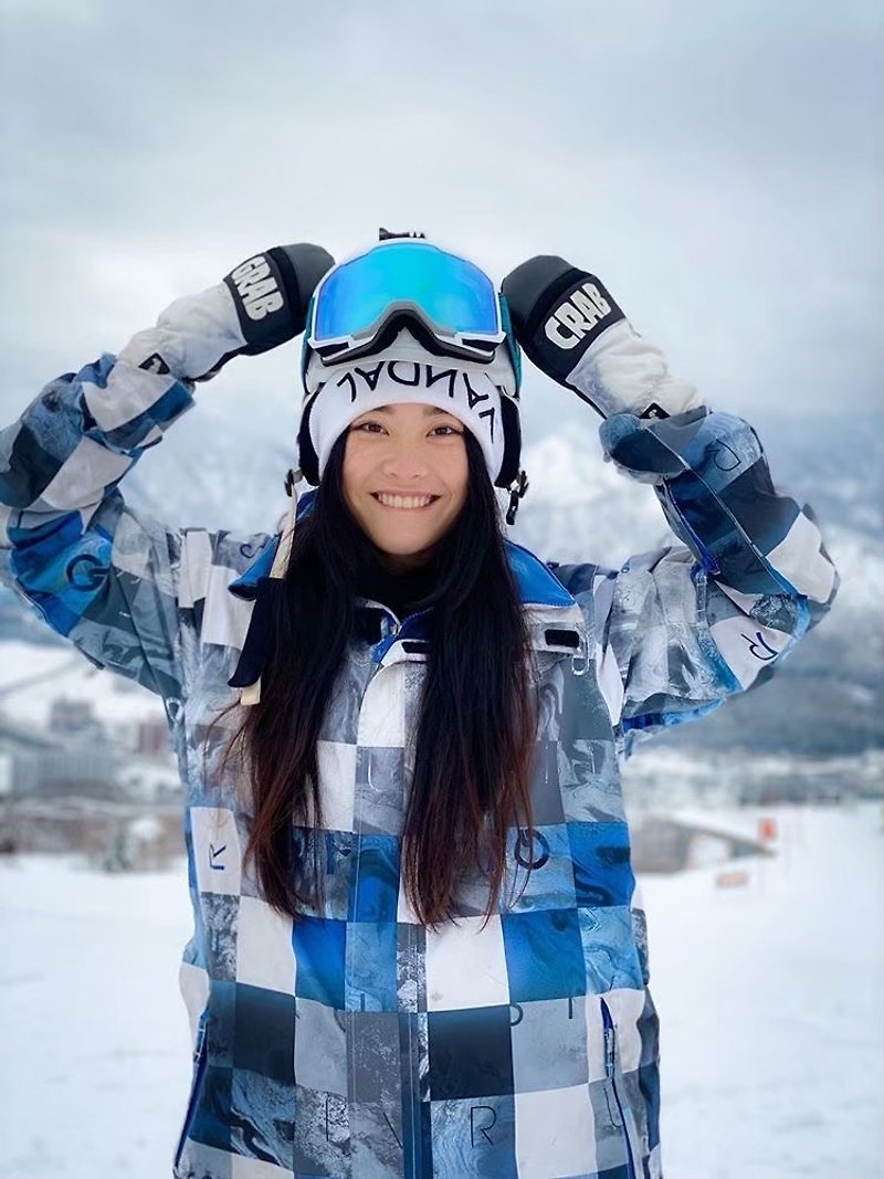[VIGHT] Defender Snow Mountain. Ski goggles (HD ultra-thin anti-fog) - อุปกรณ์เสริมกีฬา - วัสดุอื่นๆ หลากหลายสี