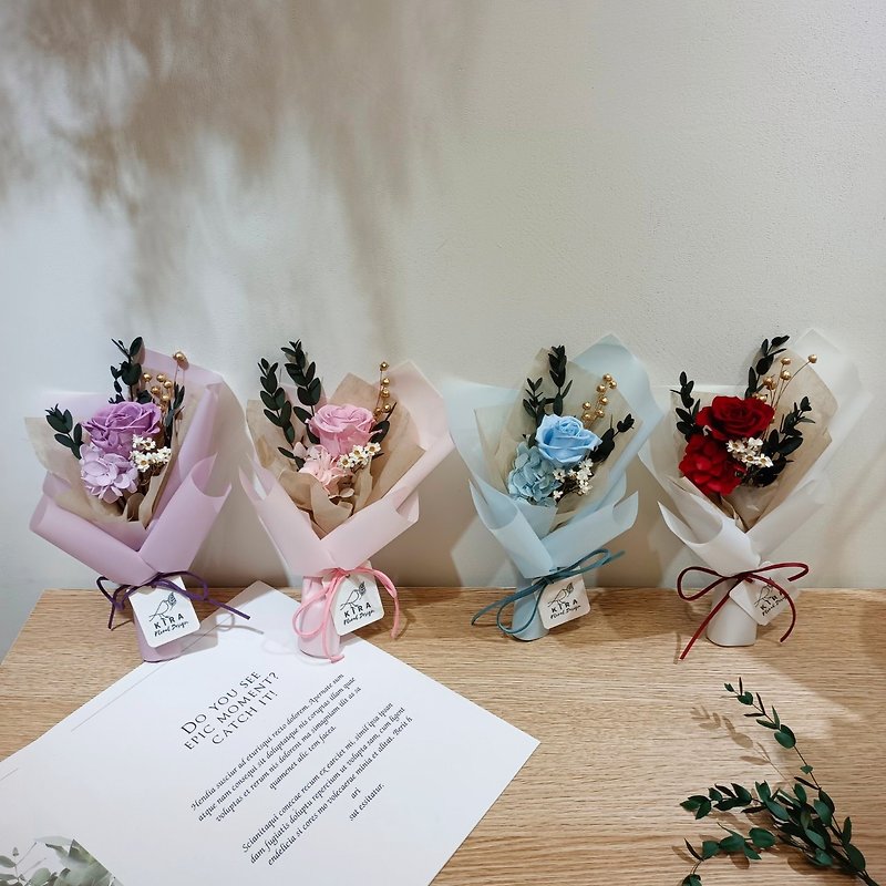 Huachenyuexi/Small bouquet of everlasting flowers/Valentine's Day bouquet Graduation bouquet Birthday gift for lover - Dried Flowers & Bouquets - Plants & Flowers Multicolor