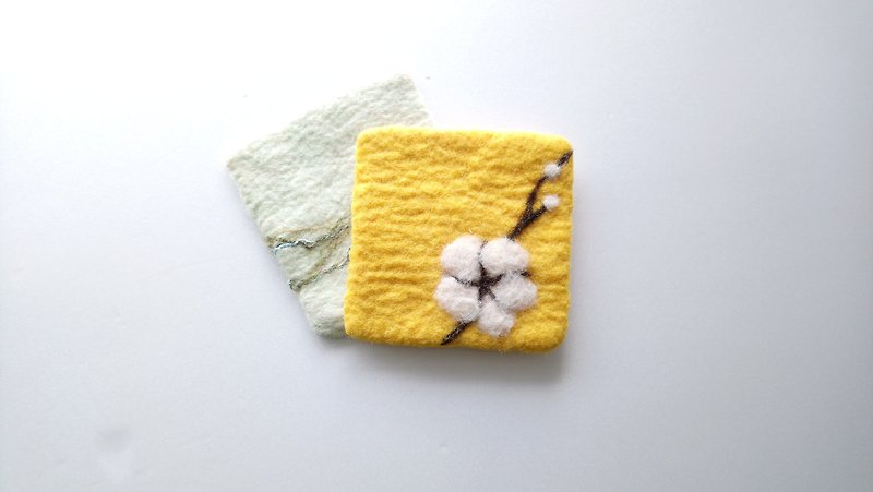 wool felt floral patterns coaster - Coasters - Wool Yellow