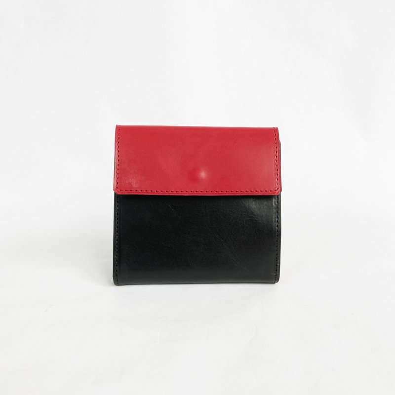 Cramy L字フラップウォレット　英国産ブライドルレザーRed×日本産仔牛革　Black - 錢包/皮夾/長短夾 - 真皮 黑色