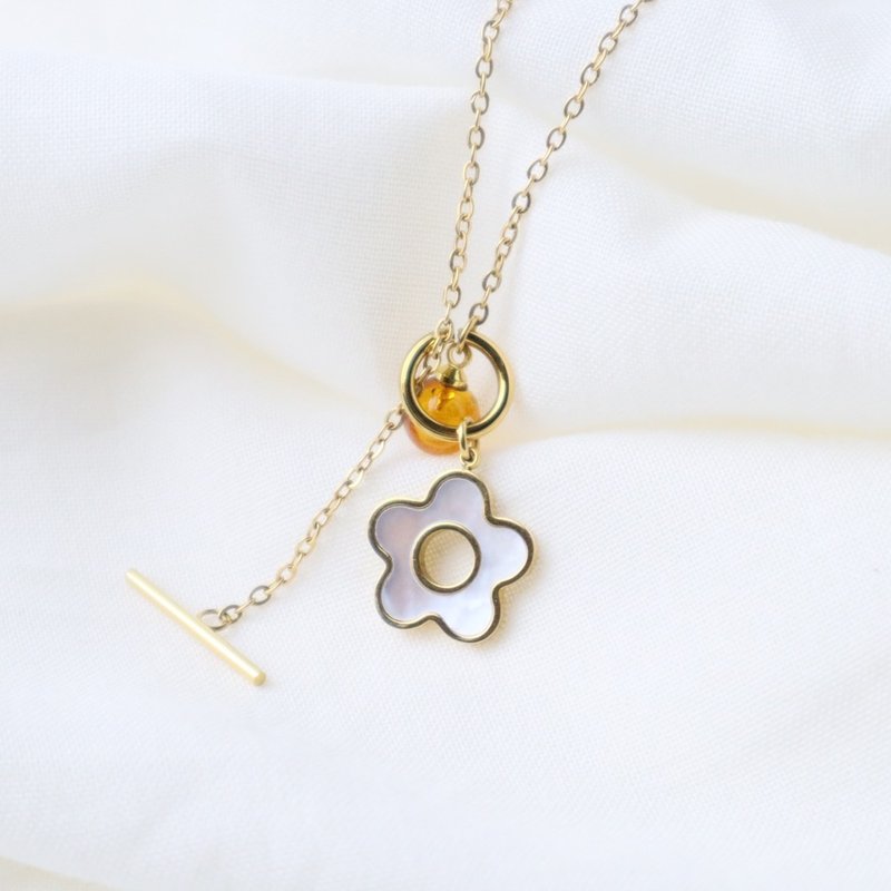 【ScentMûes】Natural mother-of-pearl diffuser necklace-fresh flower style (with velvet bag) - สร้อยคอ - เปลือกหอย 