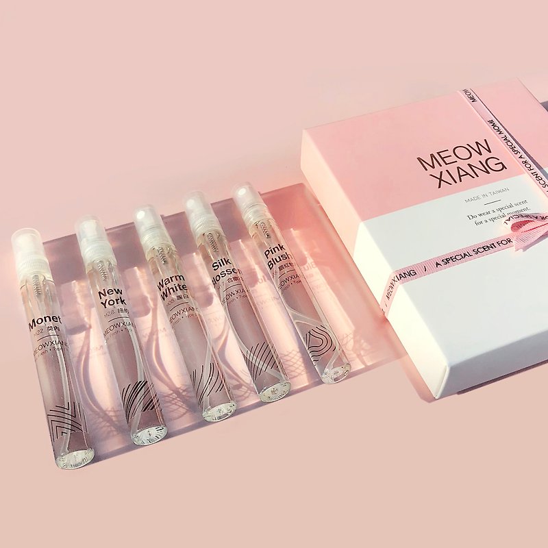 ピンクの服の香りスプレーセット - アロマ・線香 - ガラス 透明