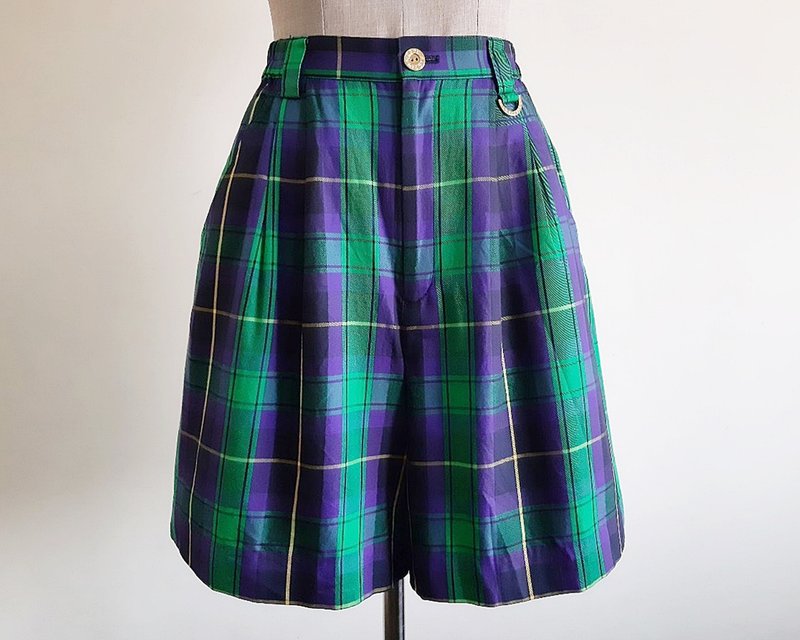 Vintage Green Purple Plaid Shorts - กางเกงขาสั้น - ผ้าฝ้าย/ผ้าลินิน สีเขียว