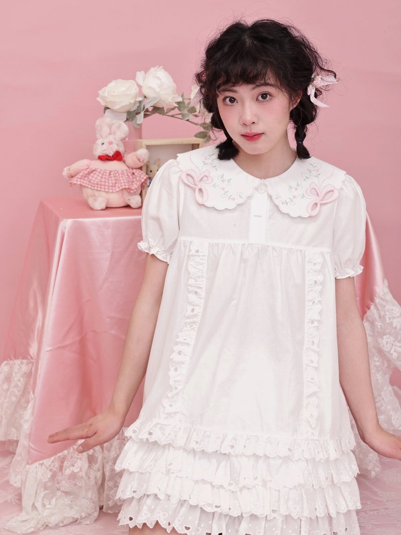 復古少女感 蝴蝶鏤空娃娃領泡泡袖襯衫 - 女襯衫 - 其他材質 白色