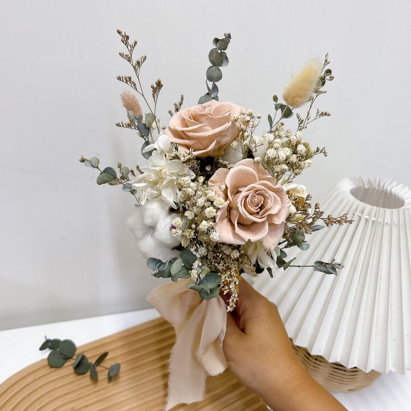 幸福花童小花束 永生花 乾燥花 結婚花束 花童 附提袋 - 乾燥花/永生花 - 植物．花 多色
