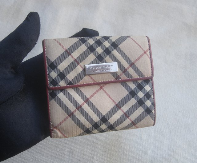 burberry hand wallet