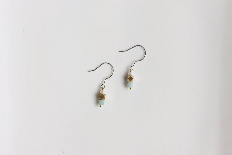 小珠 珍珠黃銅造型耳環 - 耳環/耳夾 - 寶石 藍色