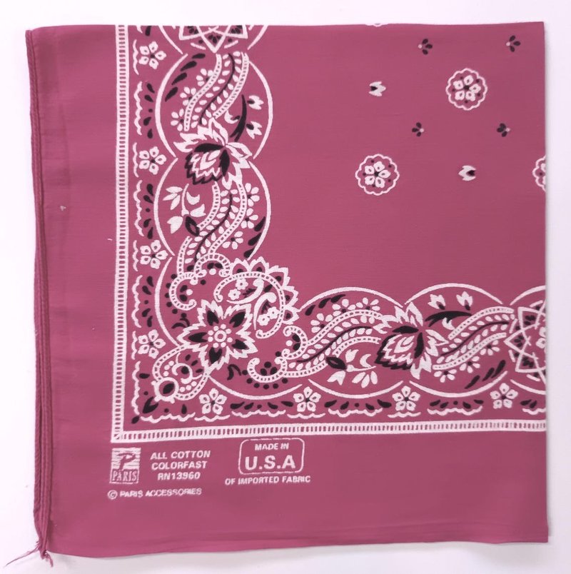 Pink Paisley Floral Bandana, 20 x 20 inches, Made in U.S.A., Imported Fabric - 絲巾 - 棉．麻 粉紅色