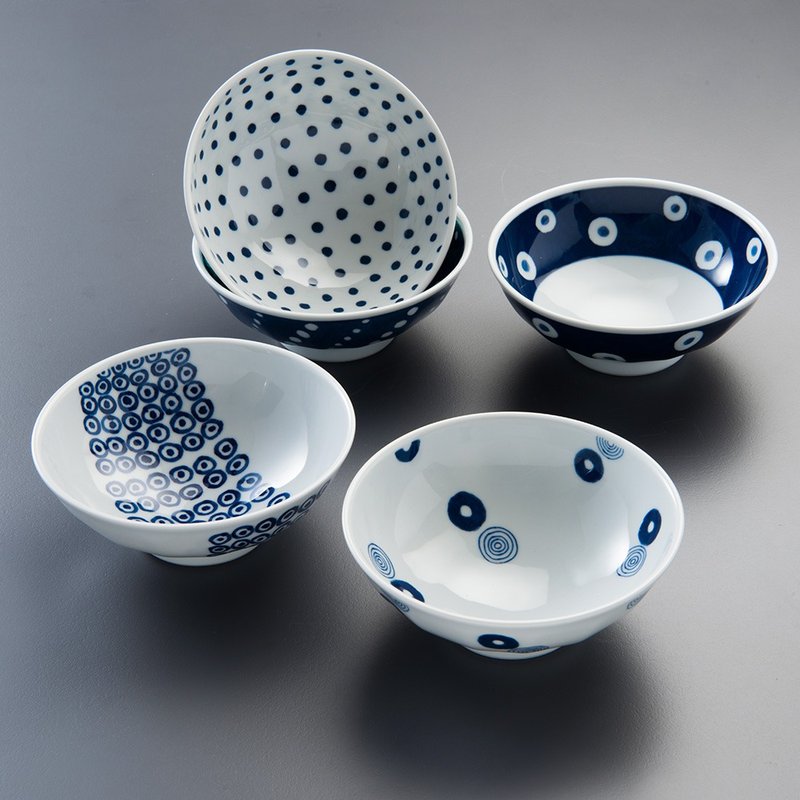 [West Sea Pottery] Hasamiyaki Blue Maru Pattern Lightweight Soup Bowls (5 Pieces) - Gift Box Set - ถ้วยชาม - วัสดุอื่นๆ หลากหลายสี