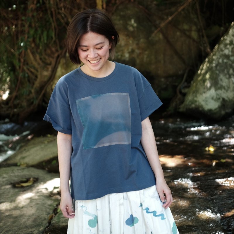冰塊T   | 度咕包小隊   |  上衣 - 女 T 恤 - 棉．麻 藍色