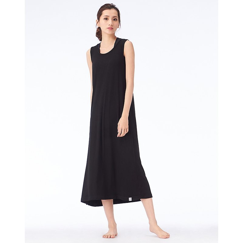 【MACACA】清爽の夏日長洋裝 - BSE8011 黑 - 連身裙 - 其他人造纖維 黑色