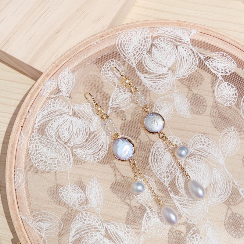 Agatha Earrings | Handmade | Wedding Natural Freshwater Pearl Earrings - ต่างหู - ไข่มุก ขาว