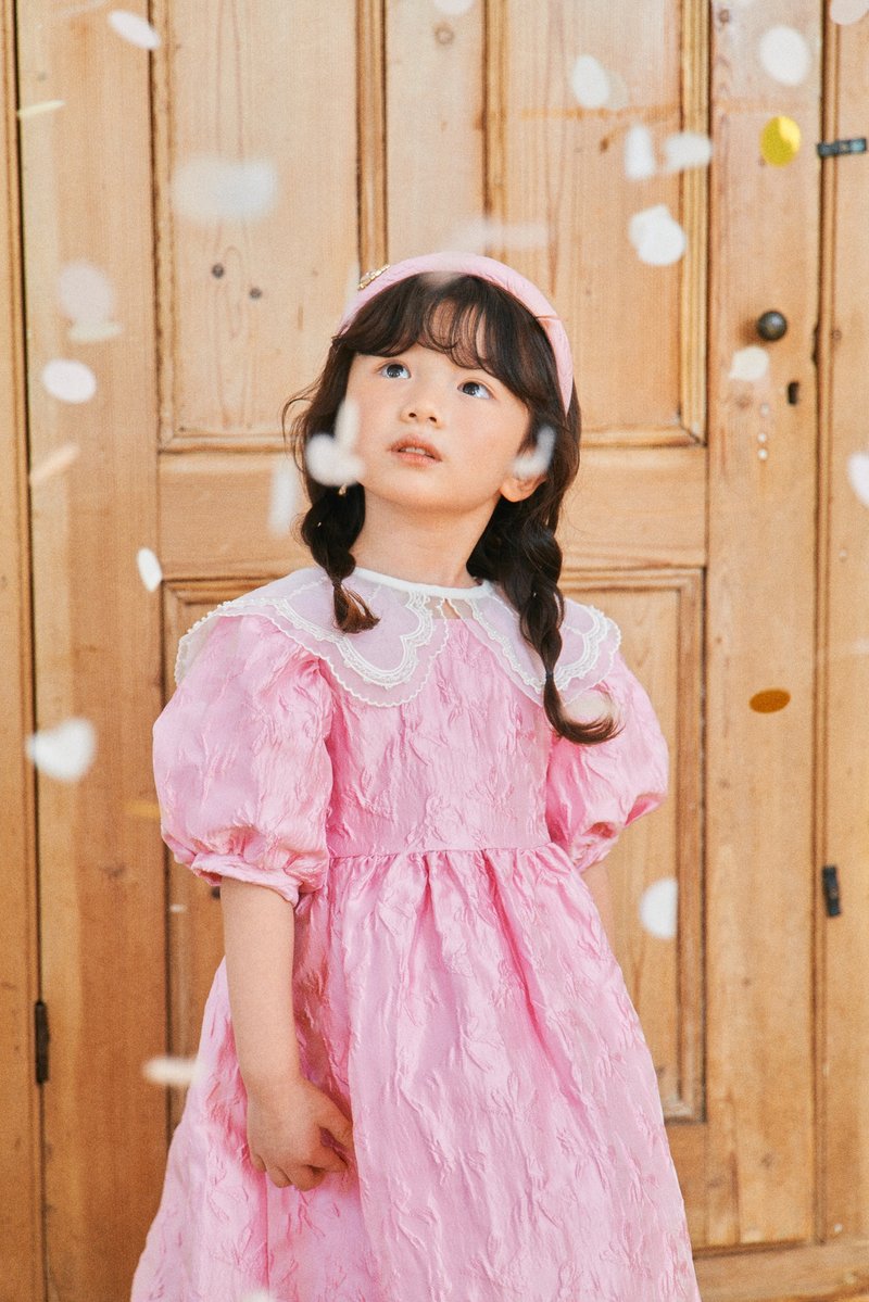 Girl's Ribbon Jacquard Dress - ชุดเด็ก - เส้นใยสังเคราะห์ สึชมพู