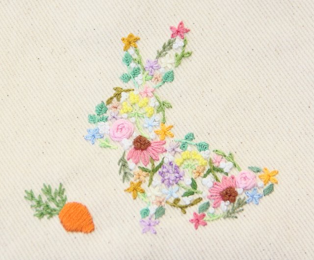 巾着ポーチ 花うさぎ 手刺繍 生成り - ショップ Himirolis