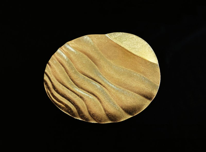 looking at the moon disk - Plates & Trays - Stainless Steel Yellow