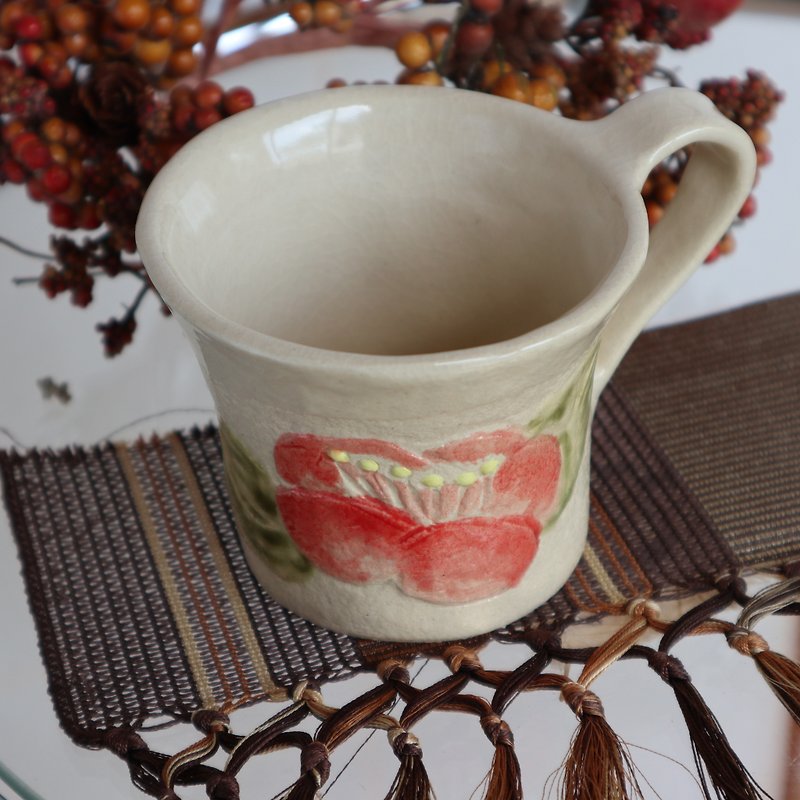 陶 咖啡杯 - Japanese Red flower tsubaki mug handcrafted pottery Japan-made Japaneses artist