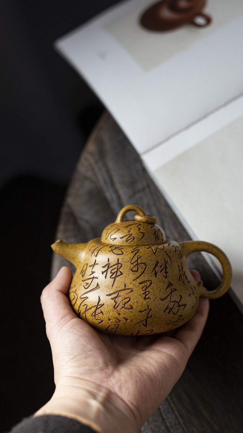曼生葫芦 福禄  特高温 300cc 原矿黄金段特高温烧制 气孔延宜興 - 茶壺/茶杯/茶具 - 陶 灰色
