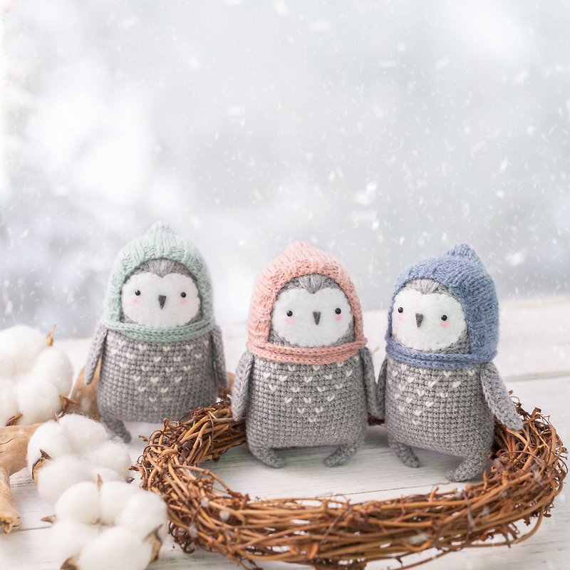 Owl-baby guardian messenger (about 11.5 cm high)-handmade specially for newborn babies - เครื่องประดับ - ขนแกะ สีเทา