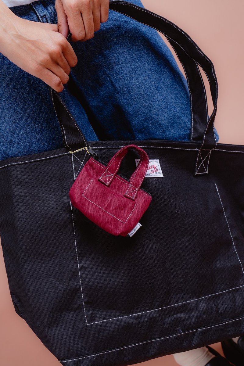 Walking Stitch : Haru Tote Keyring : กระเป๋าพวงกุญแจแคนวาส - ที่ห้อยกุญแจ - ผ้าฝ้าย/ผ้าลินิน หลากหลายสี