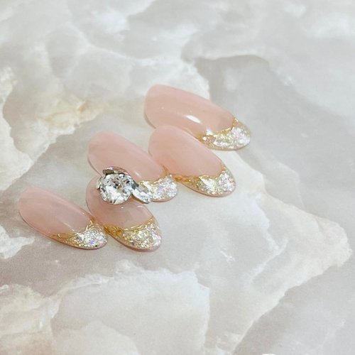 ピンクビジュー ×フレンチネイルチップ ネイルチップ/フレンチ/ビジュー/コーラルピンクブライダル/サイズ指定