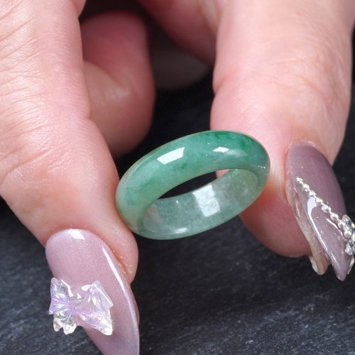 瓔珞珠寶盒 E.L.Jewelry Box 飄綠翡翠戒指戒圈 | 國際10圍 | 天然緬甸玉翡翠A貨 | 送禮