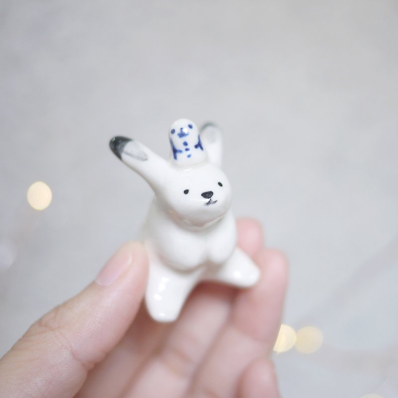 Tiny creatures - Snowman & Snow Bunny - Items for Display - Porcelain White
