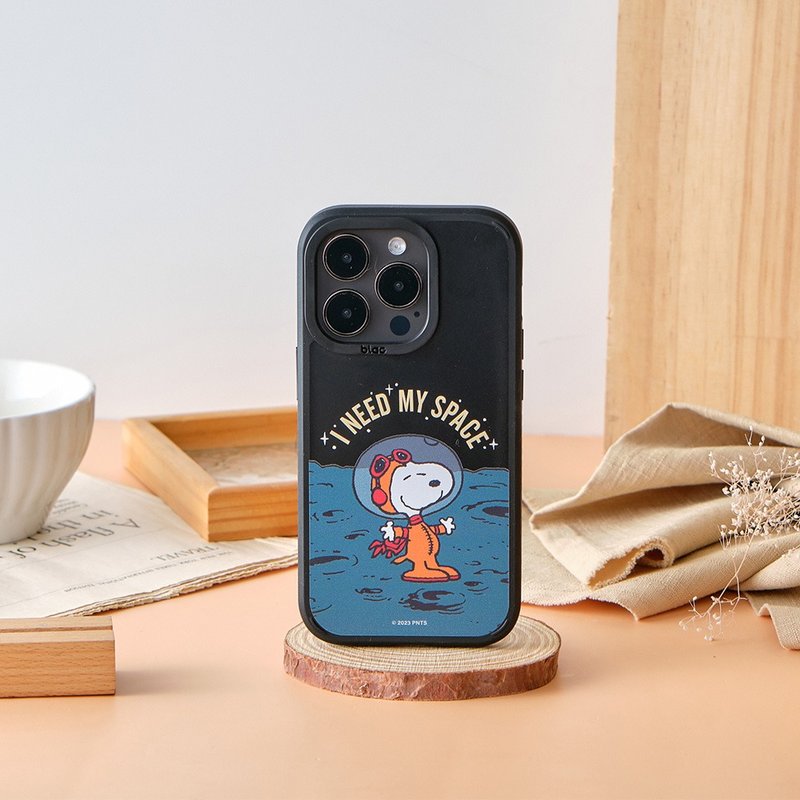 SNOOPY史努比 太空世界峽谷強悍MagSafe iPhone手機殼 - 手機殼/手機套 - 矽膠 黑色
