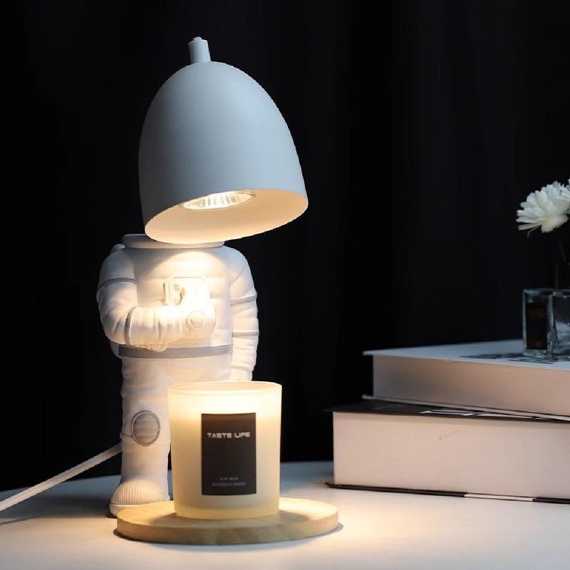 STARRY fragrance Wax lamp-Astronaut fragrance lamp/scheduled model/dimming model/night light - โคมไฟ - โลหะ ขาว