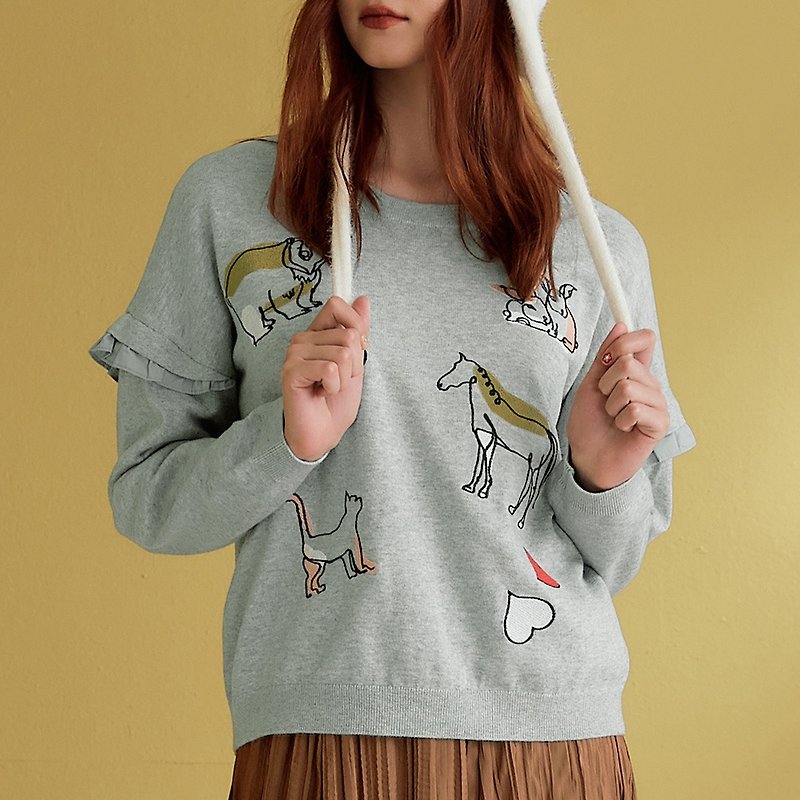 OUWEY Ouwei magical animal embroidered cotton blended knitted top (grey) 3233165033 - สเวตเตอร์ผู้หญิง - ผ้าฝ้าย/ผ้าลินิน 