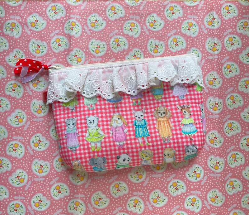 Yukiemon's cute and ever-changing animals are all-purpose storage bags and cosmetic bags - Toiletry Bags & Pouches - Cotton & Hemp Pink