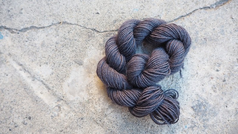 Mini hand dyed line. Night black - Knitting, Embroidery, Felted Wool & Sewing - Wool 
