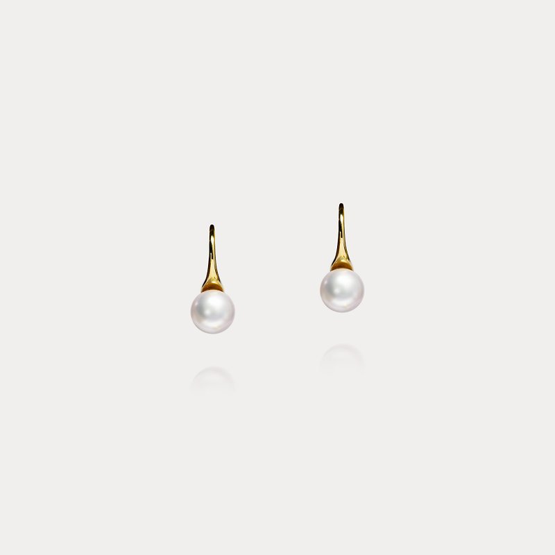 À Talon | 7-7.5mm High Heels Japanese Akoya Seawater Pearl 18k Earrings - Earrings & Clip-ons - Pearl Gold