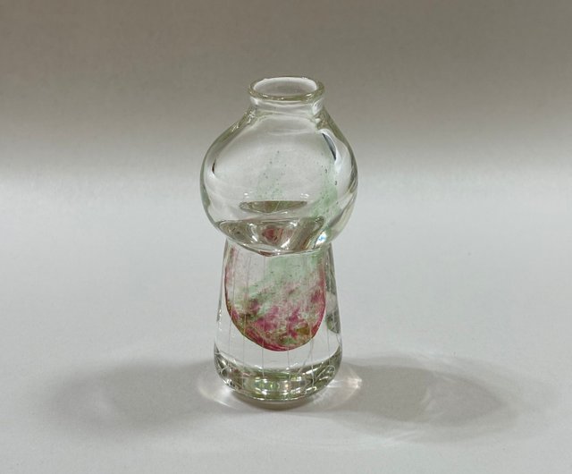 桃と翡翠の彫刻花瓶 - ショップ C.C.C. Glass Works 置物 - Pinkoi