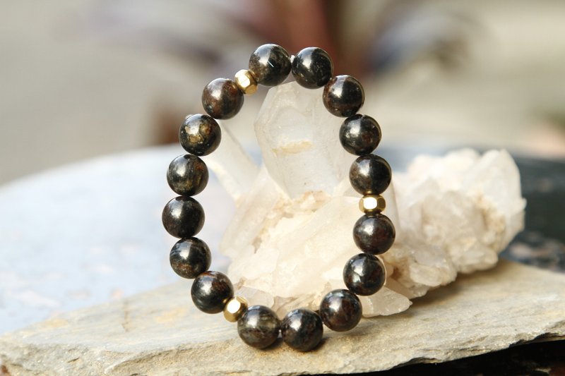 【手環系列】10.4mm 黑龍晶手環 神秘質感黑 (歡迎客製) - 手鍊/手環 - 寶石 多色