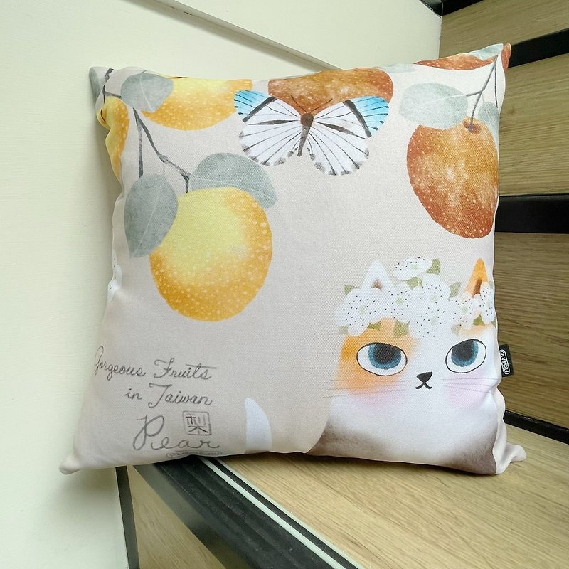 Pear kitty | 38*38cm Pillow - หมอน - เส้นใยสังเคราะห์ สีกากี