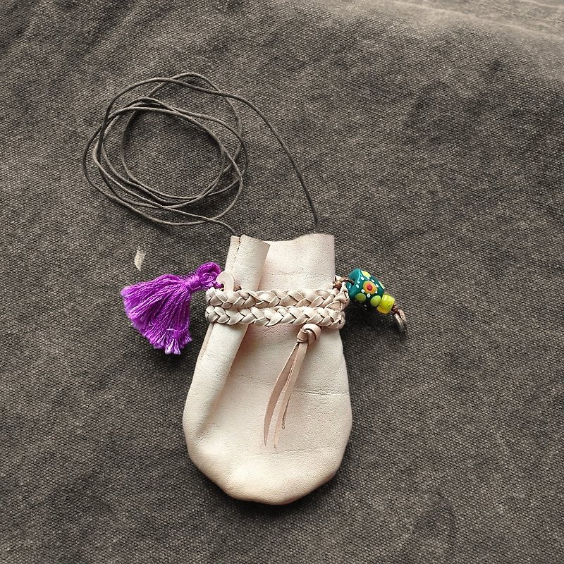 The heart-protecting vegetable tanned cowhide small pocket bag is shipped randomly. - Necklaces - Genuine Leather Purple