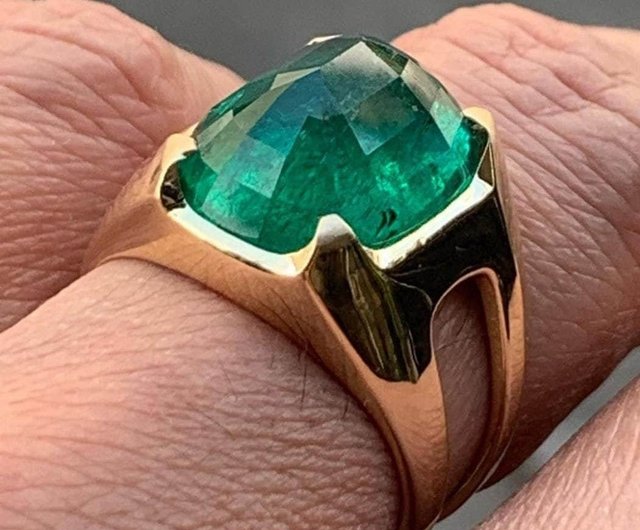 【美品】DAVAN 203jewelry 指輪　エメラルドグリーン×ゴールド 美品】DAVAN 203jewelry 指輪 エメラルドグリーン×ゴールド